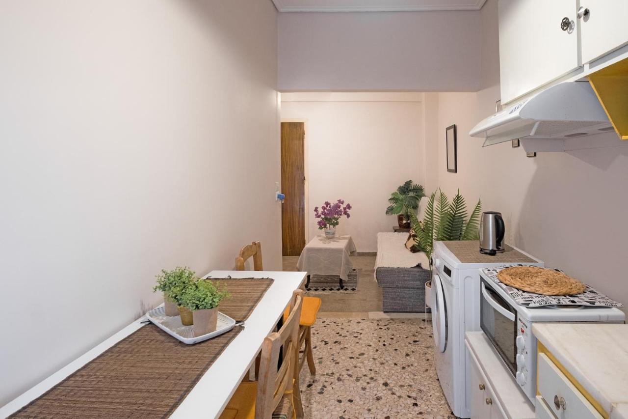 Serenity & Cozy Apartment Каламата Екстериор снимка