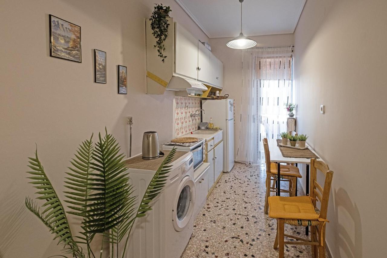 Serenity & Cozy Apartment Каламата Екстериор снимка